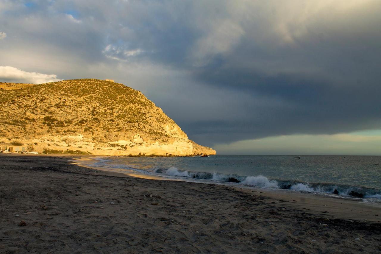 La Palmera. El Amanecer En El Parque Natural Hotel Agua Amarga  Exterior foto